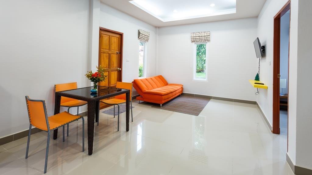 Bangtao Local House Rental Pantai Bang Tao Bilik gambar